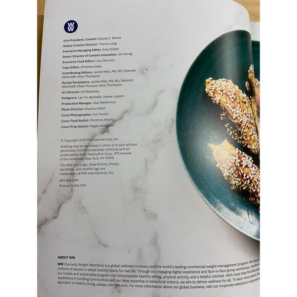 Best of WW Cookbook Healthy Kitchen 2019 Weight Watchers Recipes SmartPoints - Picture 4 of 9